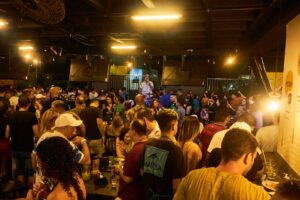 Noite de Fortaleza: fim de semana no Paraíba Bar com clássicos do forró, samba e sertanejo