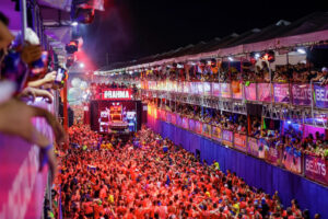 Bloco Brahma resgata axé raiz no Fortal 2024