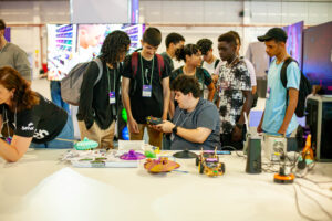 Em sua volta ao presencial, a Expo CIEE 24 contabiliza 50 mil inscritos