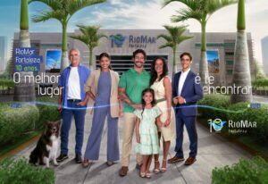 RioMar Fortaleza celebra dez anos com show especial  “Ciro Santos Convida Humor na Praça”