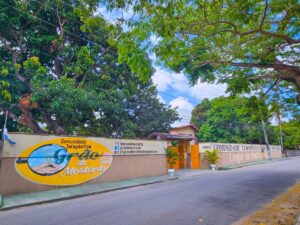 Triumph Fortaleza inicia campanha de arrecadação de alimentos para Comunidade Grão de Mostarda, no Eusébio