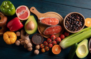 Nutricionista lista dicas para consumir alimentos mais refrescantes em dias mais quentes