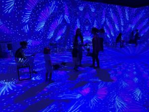 Exposição Imersiva ao fundo do mar chega ao RioMar Fortaleza