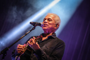 Iguatemi Hall anuncia show de Paulinho da Viola em abril; Ingressos começam a ser vendidos na quarta (19)