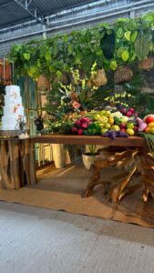 Transforme Seu Evento com a Elegância Tropical