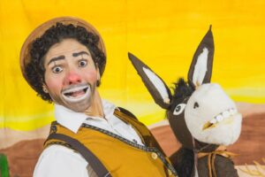 Companhia Laguz Circo e Teatro inicia circulação do espetáculo “Cotidiano Nordestino” por cinco cidades do Ceará