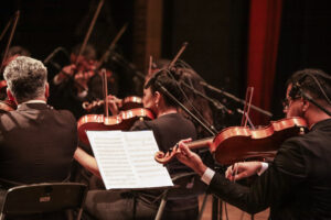 Orquestra Contemporânea Brasileira amplia núcleos de educação musical