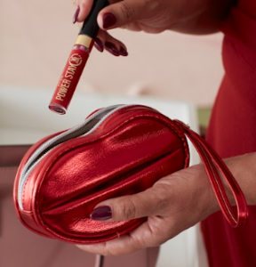 Avon apresenta seleção de presentes para o Dia das Mães