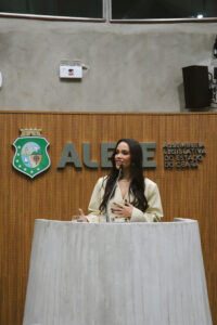 Solenidade na Alece homenageia Edisca e as bailarinas Eva Pacheco e Renata Saldanha