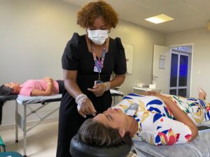 Senac Ceará e Sesa promovem ação de cuidado e bem-estar para mães em Sobral