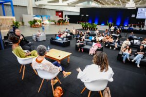 DFB Festival 2025 reúne desfiles autorais e debates sobre branding e moda independente em segundo dia do evento