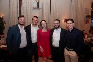 CONECTA e NUMO realizam jantar com harmonização de vinhos franceses em momento de networking e negócios