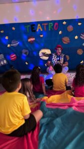 Colégio 7 de Setembro realiza colônia de férias com temática pré-histórica em Fortaleza