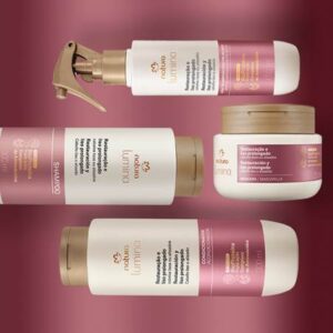 Natura apresenta nova linha Lumina Restauração e Liso Prolongado que promete deixar cabelos lisos por mais tempo