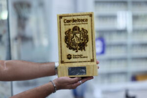 Homenagem ao cordelista Geraldo Amâncio Pereira marca aniversário de seis anos da Cordelteca da Unifor