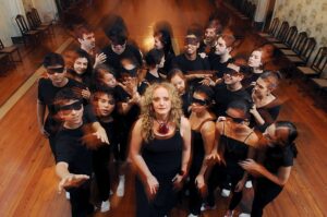 Teatro dos Sentidos apresenta “Feliz ano Novo” no Theatro José de Alencar e no Instituto dos Cegos