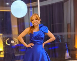 Vitória Fernandez encerra com brilho a noite da CDL Master em homenagem ao Dia do Comerciante