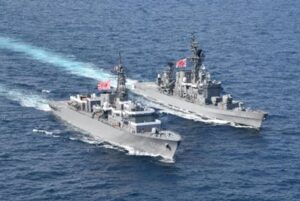 Esquadra da Força Marítima de Autodefesa do Japão chega em Fortaleza