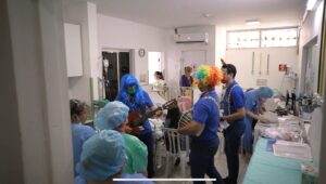 Voluntários organizam comemoração pelo Dia das Crianças no Hospital Infantil Albert Sabin (HIAS)