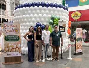 Shopping Benfica recebe o I Concurso Happy Day de Arte com Balões, com esculturas natalinas e presépio inédito