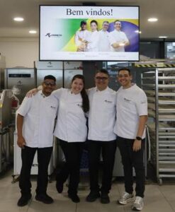 Panettone inovador será uma das nove categorias que a equipe Squadra Brasile, liderada por Brunno Malheiros, concorrerá na PWC 2025