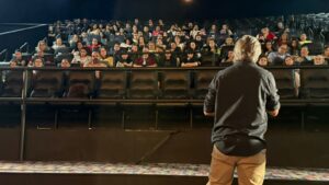 Lojistas do Shopping Iguatemi Bosque recebem palestra inspiradora de Rosier Alexandre