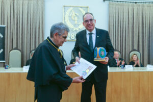 Presidente do Clube Náutico, Henrique Vasconcelos recebe título de Cearense do Ano