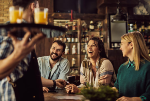 Bares e restaurantes do Ceará projetam alta no faturamento no primeiro trimestre de 2026, aponta Abrasel