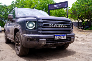 GWM Newhouse realiza experiência off-road em Fortaleza e demonstra desempenho de veículos 4×4 em pista molhada
