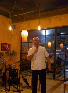 OITI Gastrobar recebe convidados sob o comando do chef Mattia Vandini