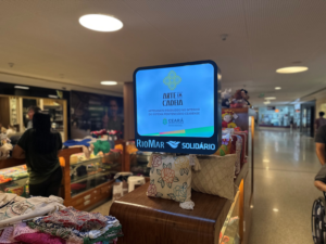Quiosque Social do IJCPM recebe projetos Arte em Cadeia e Coletivo FAEJI em março nos shoppings RioMar em Fortaleza