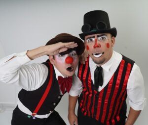 Temporada Cênica de abril integra humor, números circenses e experimentações multi linguagem no Centro Dragão do Mar