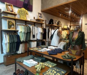 Campeonato Mundial de Futebol 2026 inspira vitrines e impulsiona o varejo nos shoppings RioMar em Fortaleza