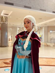 Guerreiras do K-Pop, Frozen e Homem-Aranha agitam o mês de maio do Clubinho Iguatemi Bosque; veja programação