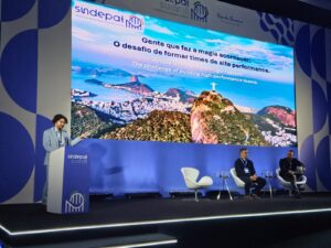 CEO do Beach Park debate gestão de pessoas como estratégia de crescimento no Sindepat Summit