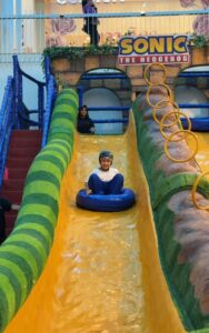 Shopping Parangaba recebe Sonic Mountain Park em celebração aos 35 anos do personagem