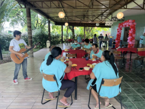 Mês das mães: Casa de Cuidados do Ceará promove homenagem a cuidadoras da unidade