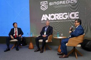Quase três mil títulos de dívidas foram protestados nos cartórios cearenses por dia no ano de 2025