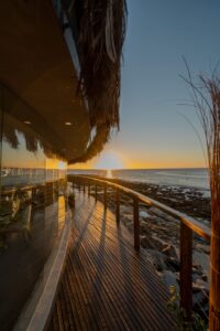 Férias em Fortaleza: roteiro pela Beira-Mar reúne gastronomia, café, música ao vivo e opções de lazer ao longo do dia