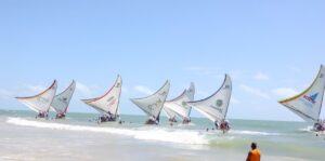 Regata da Caponga começa nesta sexta-feira com esporte, cultura e tradição no litoral de Cascavel