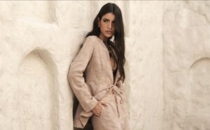 Leli Correia: Quando o verão deixa de ser estação e passa a ser estilo de vida