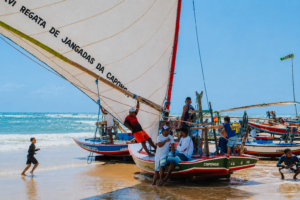 ASSETUC lança XXVIII Regata de Jangadas da Caponga com lual na Praia do Balbino