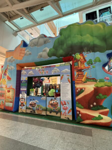 Shopping Parangaba recebe nova atração infantil inspirada no personagem José Totoy