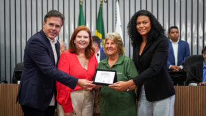 Presidente da Cerbras, Ana Lúcia Bastos Mota recebe o Título de Cidadã Maracanauense na segunda-feira (10)