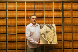 Dia dos Pais: exposição na CAIXA Cultural Fortaleza revela legado de pai e filho na preservação da memória da cidade