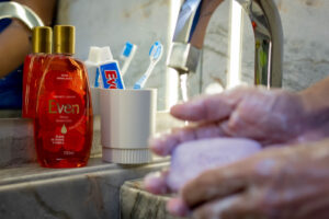 No Dia Nacional da Saúde, especialistas reforçam cuidados com a higiene pessoal e a limpeza da casa