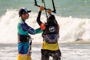 Projeto Kitesurf Integra encerra mais um ciclo deixando legado pioneiro como primeira disciplina eletiva de kitesurf do Brasil