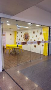 Shopping Benfica promove ações de conscientização sobre saúde mental no Setembro Amarelo