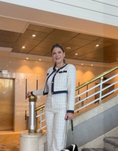Karla Bessa participa de congresso internacional de medicina estética no Chile