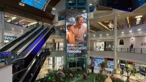Maior tela indoor do Nordeste é inaugurada no RioMar Fortaleza